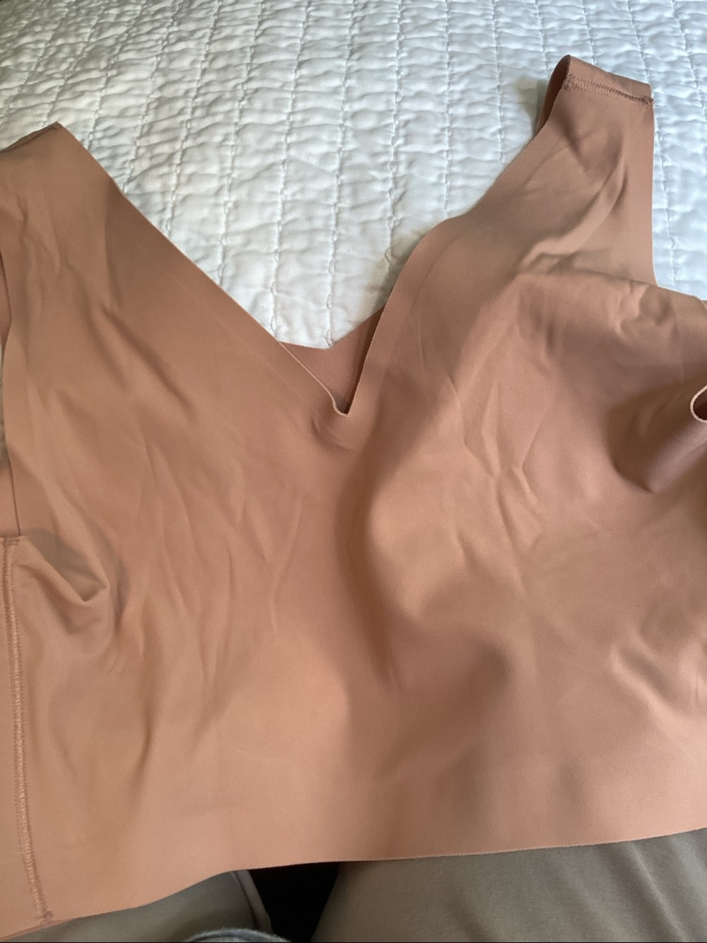 Seamless V-Neck Wireless Bra - Blush